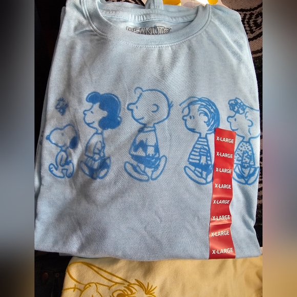 Peanuts Graphic Tees - Picture 2 of 4